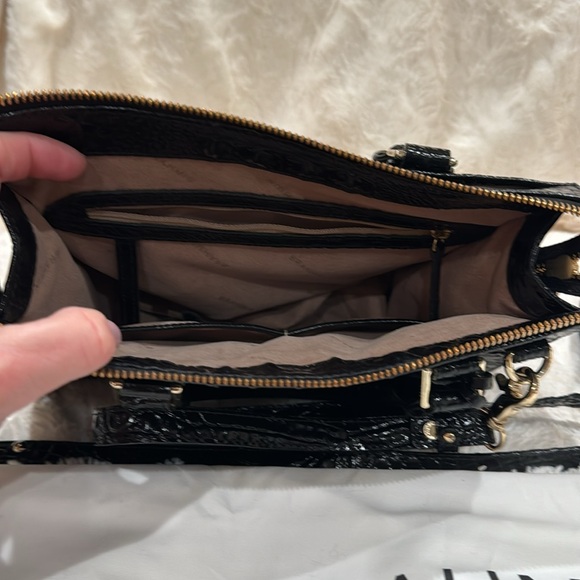 Brahmin Caroline Convertible in black Melbourne with matching wallet. - Picture 3 of 5